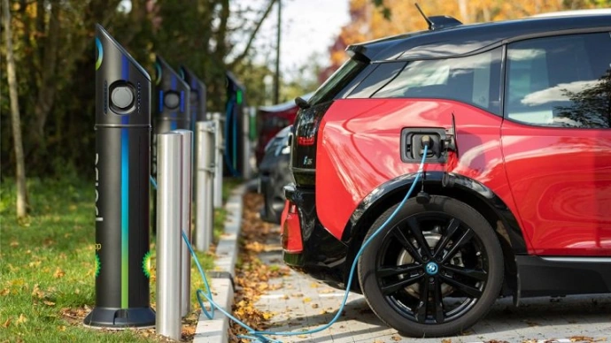 Elektromos autó töltőállomás telepítés