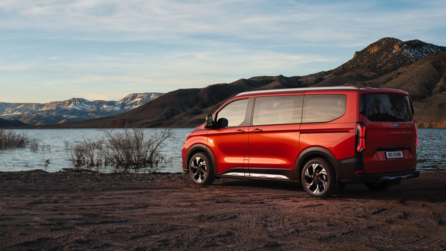 Ford e-Tourneo Custom